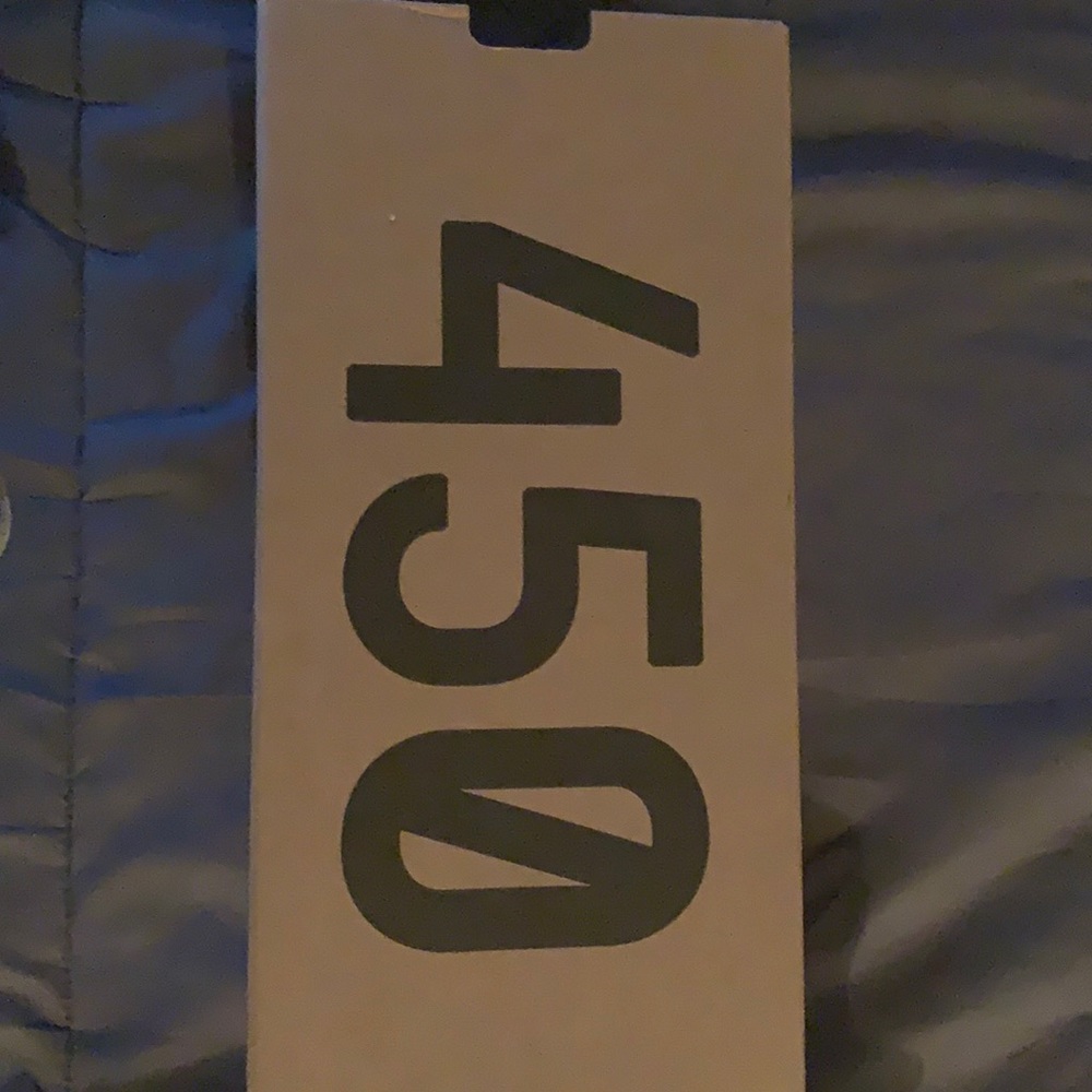 Little Boys Yeezy’s 450 Brand New Size 1 1/2